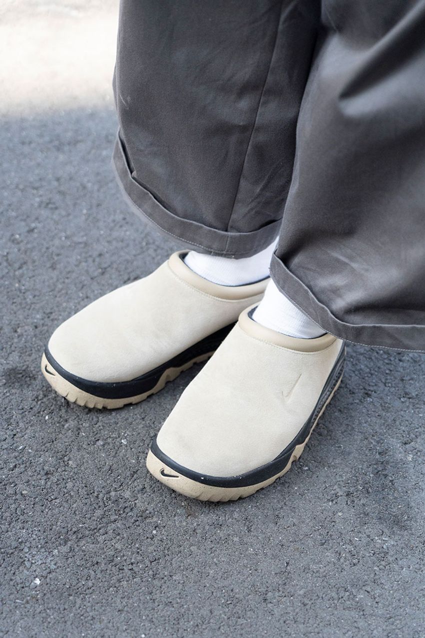 ブラック、ネイビーetc.上下同色コーデが洒落た3名のスナップ。着こなしを単調に見せない小技を紹介 - 9枚目の画像