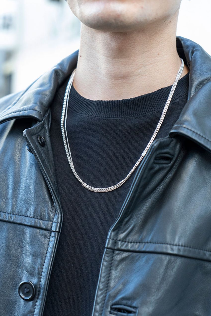 モードの雄「メゾン マルジェラ」。“これ見よがし”じゃなくコーデに取り入れた3名の洒落者たち - 5枚目の画像