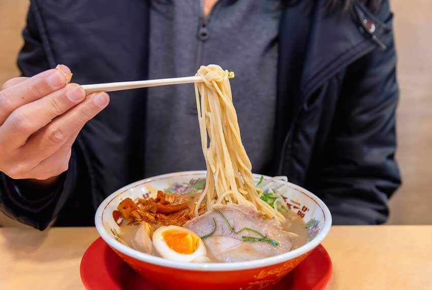 醤油、味噌、豚骨…太りにくいラーメンはどれ？具材の食べ順は関係ない!? 専門家に真相を直撃！ - 6枚目の画像