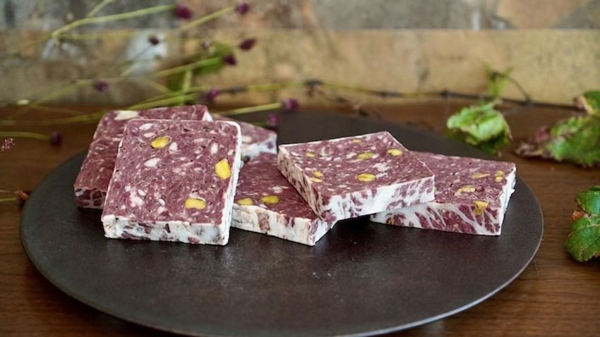 海底熟成ワインにジビエ料理。別荘・ホテルにもなる「UMITO」が取り組むユニークな自然との共生 - 6枚目の画像