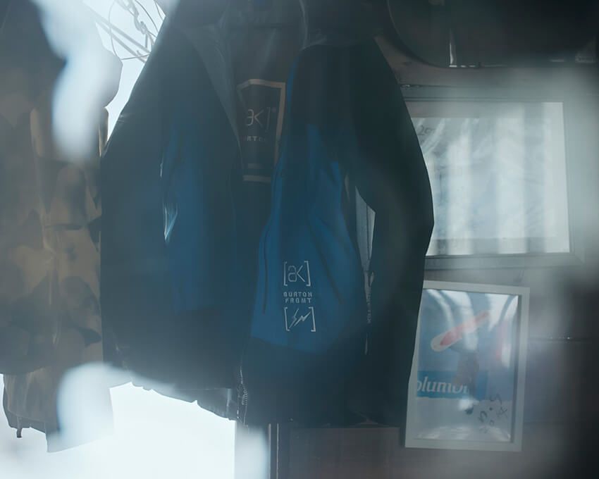 今シーズン発売された「Burton×フラグメント」のウェア。