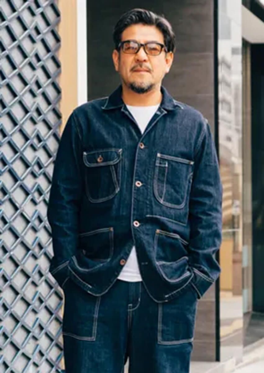 大人のデニムセットアップは濃紺がカッコ良い！着こなし上手3名のスタイルを拝見 - 1枚目の画像