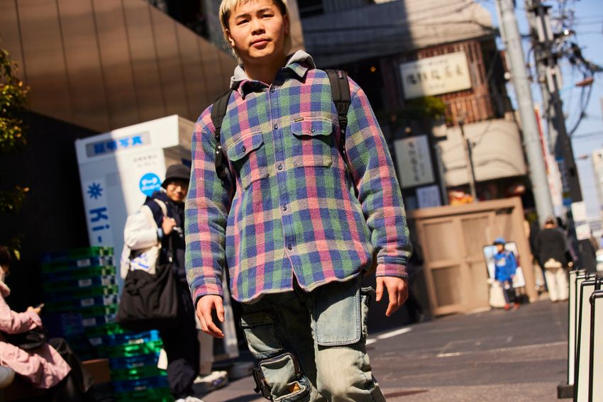 「私服見せてください」那須川天心に突撃パパラッチ！古着デニム、クロムハーツ仕様のスニーカーを愛用中だった - 27枚目の画像