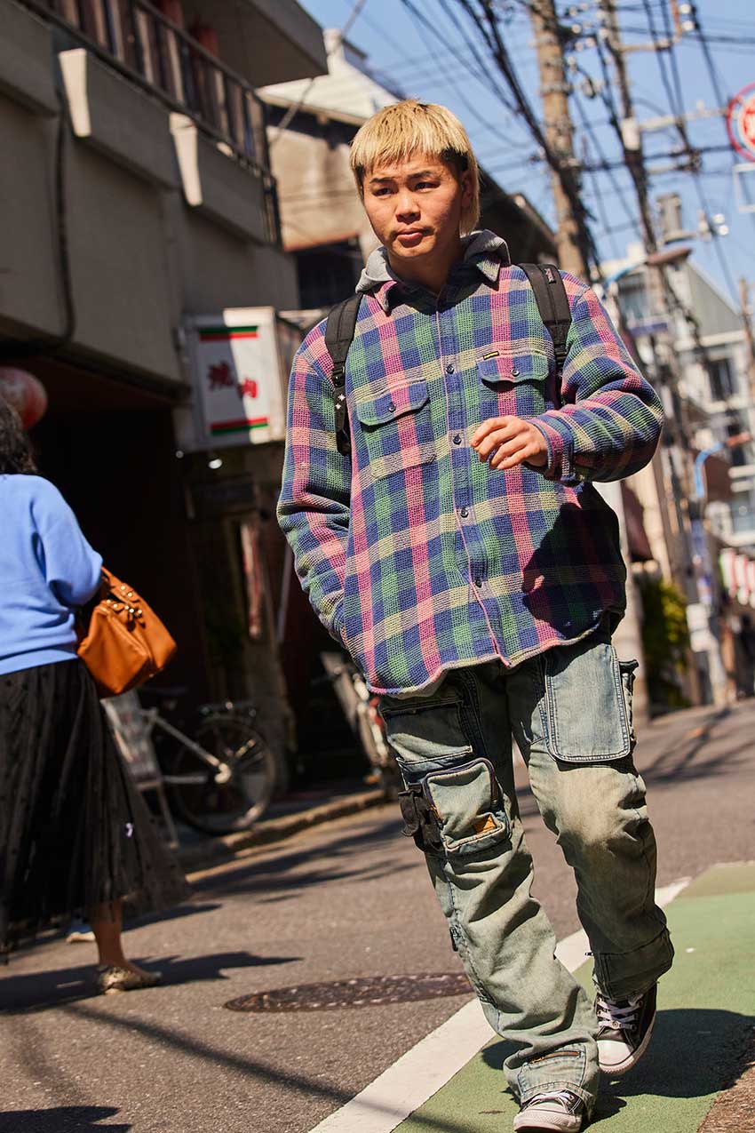 私服見せてください」那須川天心に突撃パパラッチ！古着デニム、クロム