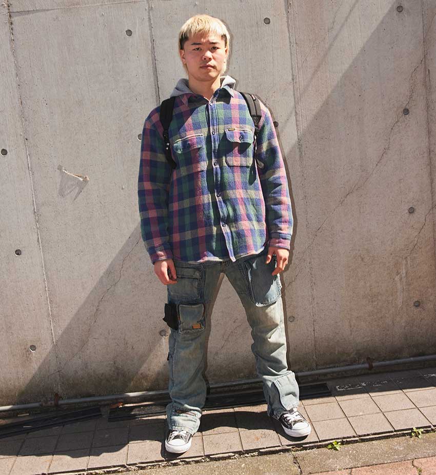 私服見せてください」那須川天心に突撃パパラッチ！古着デニム、クロム