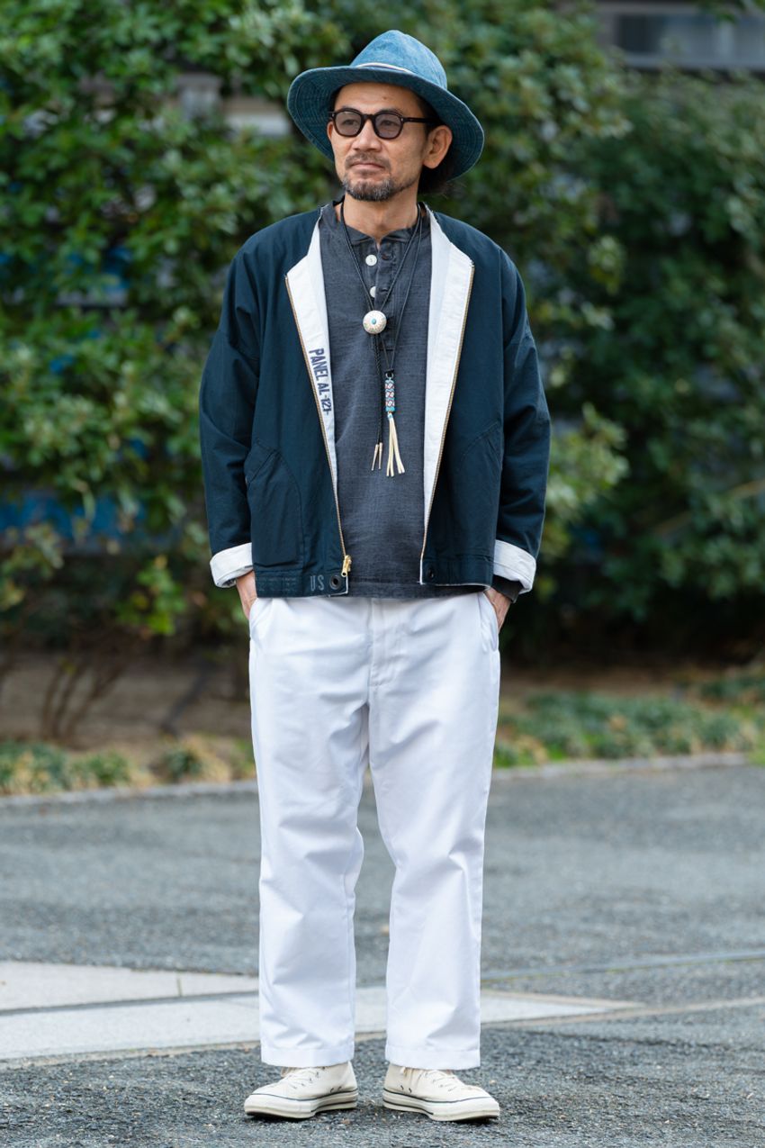 洒落た大人たちの“ハット”スタイル3選をスナップで。コーデの“締め”にもアクセントにも！ - 4枚目の画像