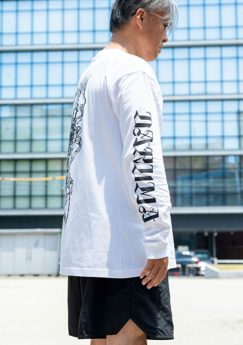 知る人ぞ知る、街で目を引く“人と被らないプリントT”を集めてみた！街角スナップ3例 - 4枚目の画像