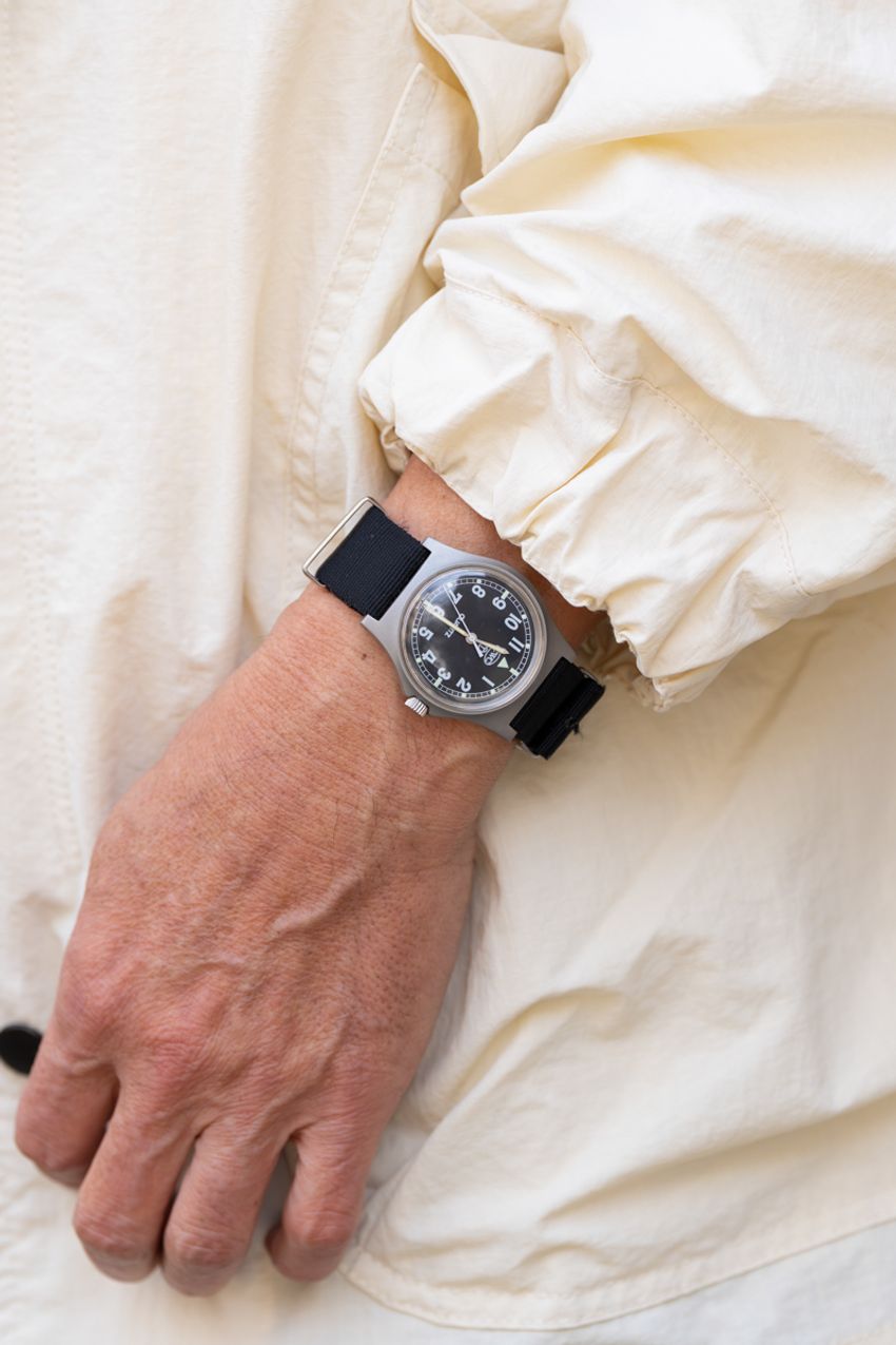 春の一軍アイテム“スウェット”。無難に見せないグラフィックを取り入れた3名の選択 - 6枚目の画像