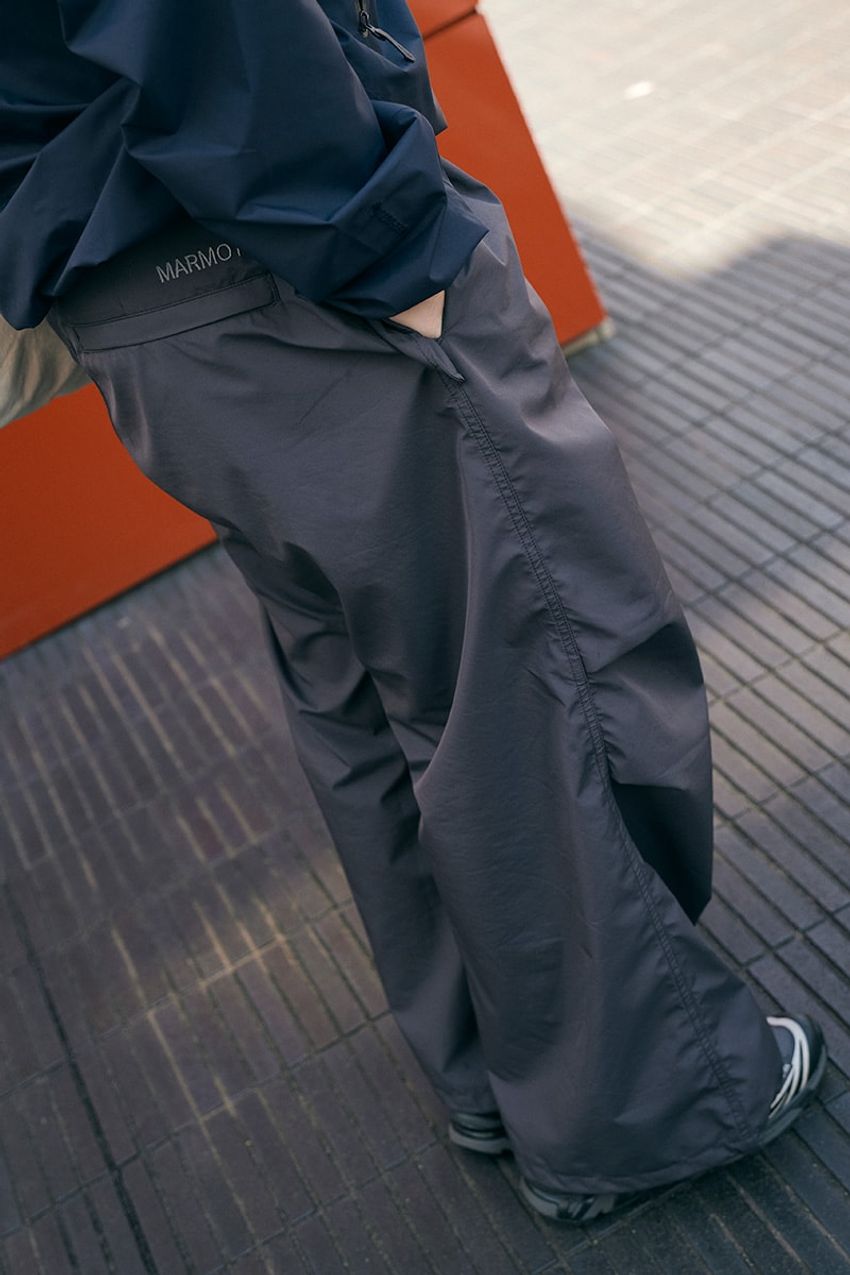 春も大活躍「アークテリクス」のシェル！ダークで都会的な装いに仕上げた3名をスナップ - 8枚目の画像