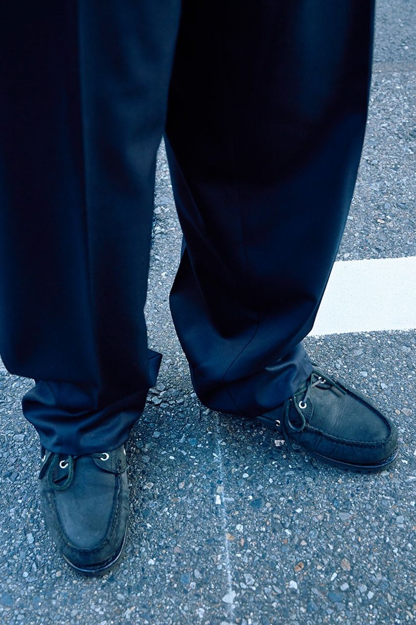 「黒ティンバーランド」の愛用者が増加中！王道カラーとは違う魅力を街角で調査 - 5枚目の画像