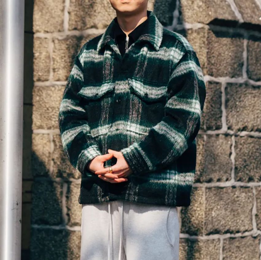 “ハーフジップトップス”の着方を示す3名のスナップ！インナーからメイン使いまで網羅 - 9枚目の画像