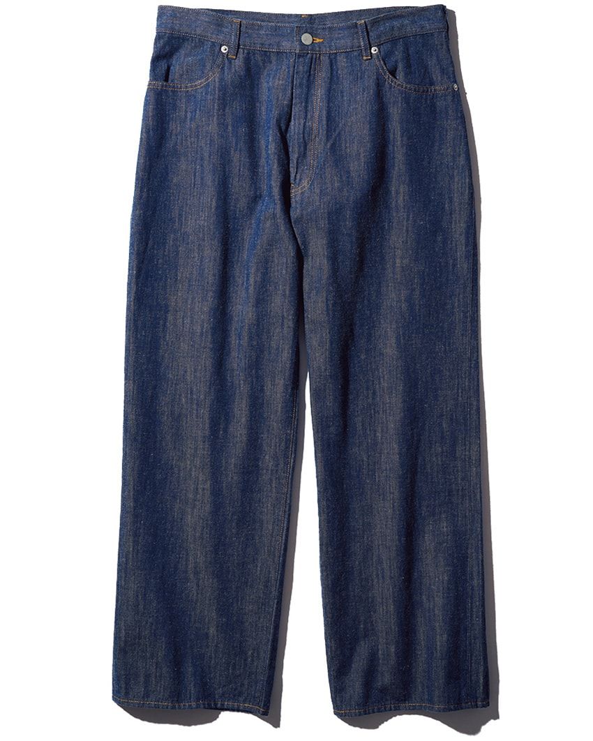 1万2100円／ビーミング by ビームス（ビーミング ライフストア by ビームス ららぽーとTOKYO-BAY店　047-436-6500）