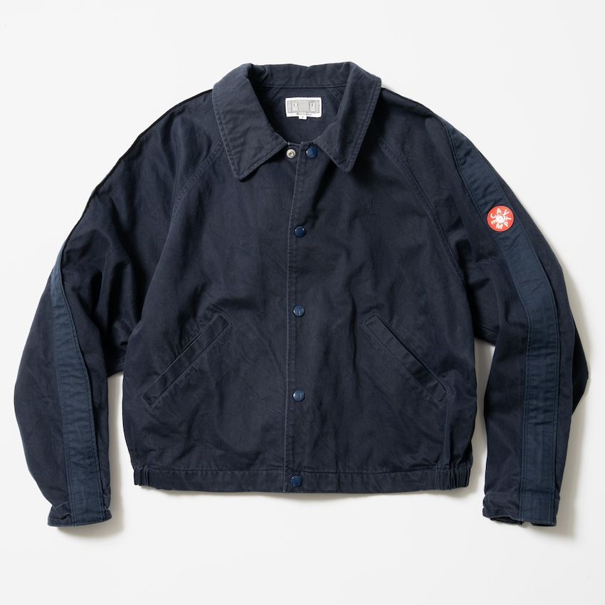 「シーイー」のジャケット（﨑向 私物）