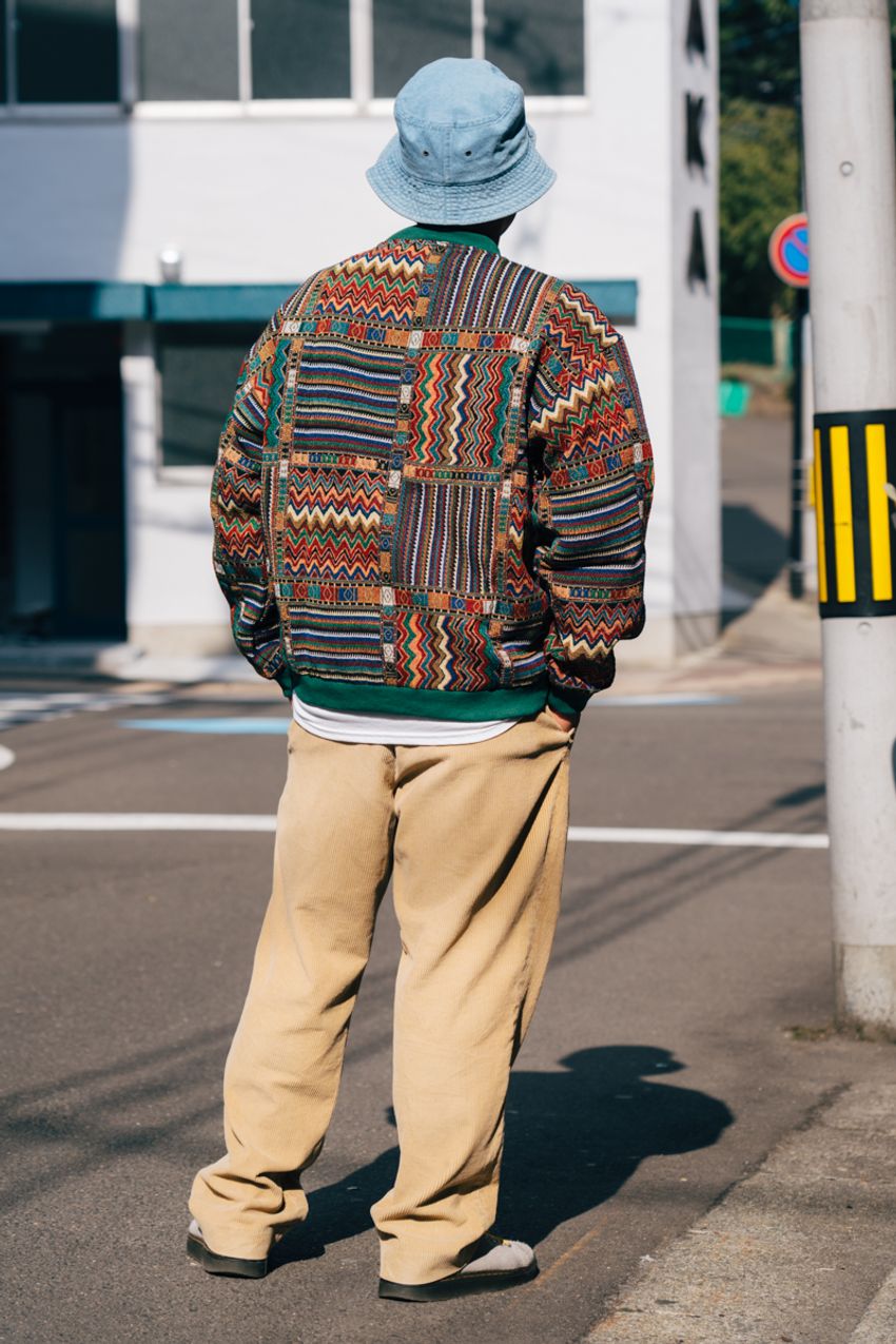 一枚でサマになる、春の“主役アウター”。気になるブランドと着こなしを街角スナップで - 6枚目の画像