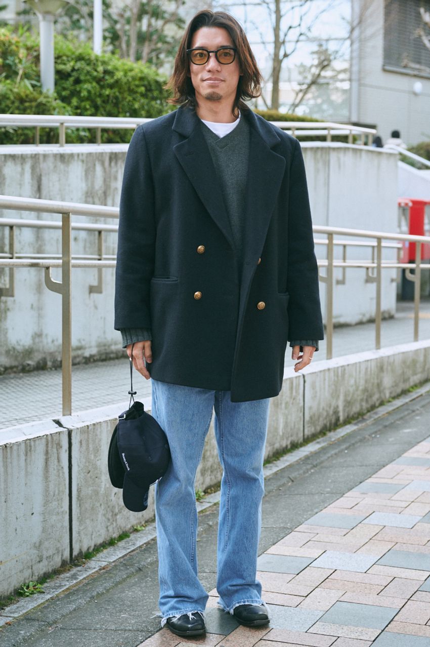 春夏のデニムはやっぱり”薄色”が気分！少年っぽくならない色、形、組み合わせ3例 - 4枚目の画像