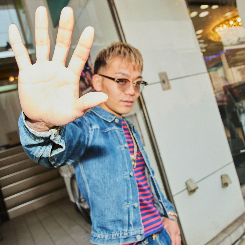 知也 愛用デニムはリーバイス“501Z XX”、“506XX”…WBA世界王者・堤 聖也を