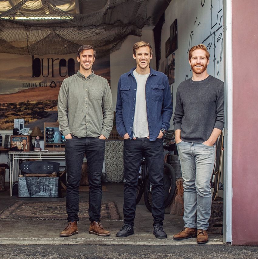 左からデイヴィッド・ストーヴァー、ベン・ネッパーズ、ケビン・エーハーン。ブレオ創業者3人はカリフォルニアを拠点とするサーファー。 Tim Davis©2025Patagonia,Inc.