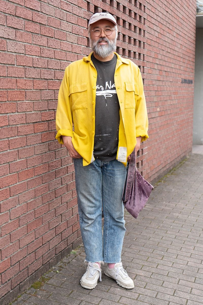 Tシャツ、シャツ＝ともに古着