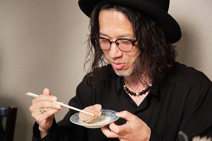 河村隆一、8カ月ぶりに動きます！お忍びで通う焼肉店で牛タン、ミノ、スペシャル丼を堪能 - 22枚目の画像