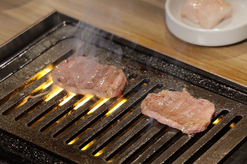 河村隆一、8カ月ぶりに動きます！お忍びで通う焼肉店で牛タン、ミノ、スペシャル丼を堪能 - 18枚目の画像