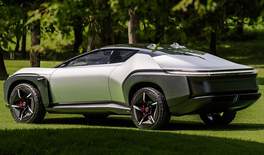 24インチホイールにオールテレインタイヤを装着しているところも、スーパーカーとは異なる点だろう。