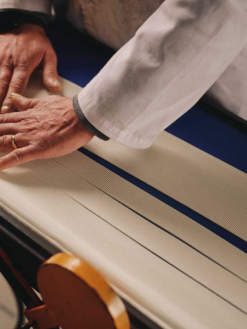 稀少！スペルガの名作「2750」、100周年記念モデルは80年ぶりの“MADE IN ITALY”！ - 8枚目の画像