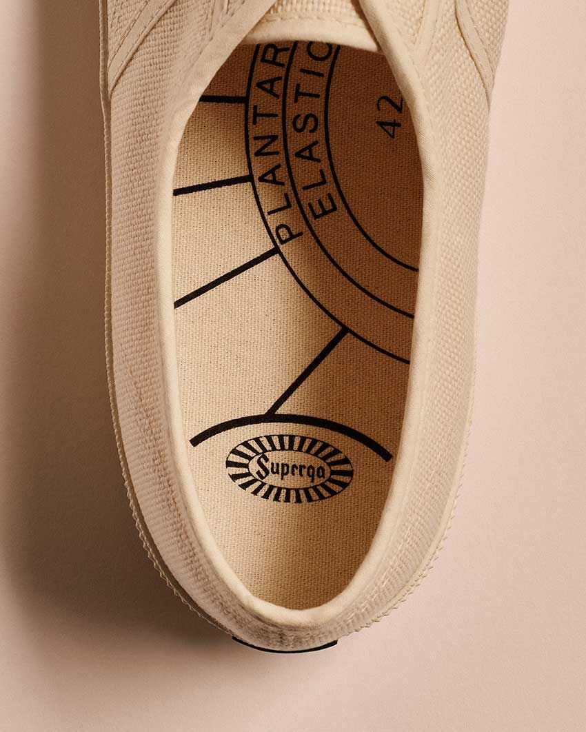 稀少！スペルガの名作「2750」、100周年記念モデルは80年ぶりの“MADE IN ITALY”！ - 3枚目の画像