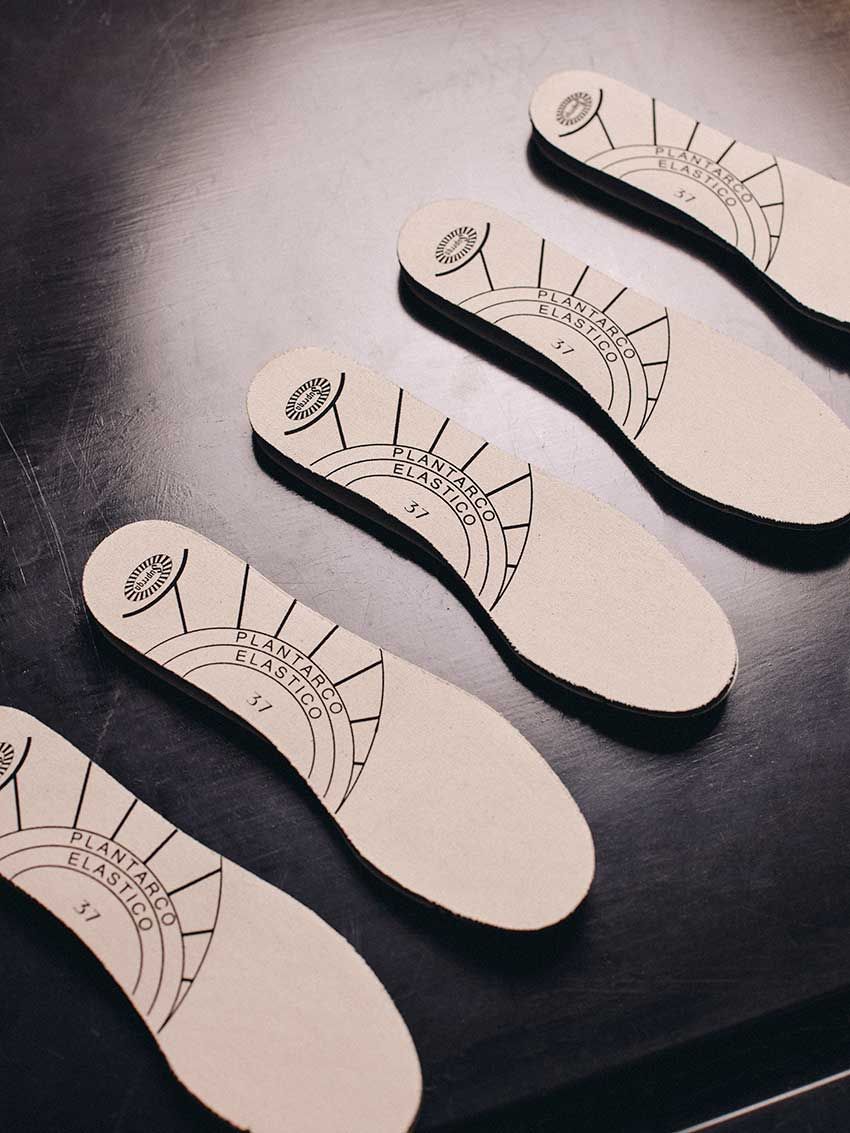 稀少！スペルガの名作「2750」、100周年記念モデルは80年ぶりの“MADE IN ITALY”！ - 2枚目の画像