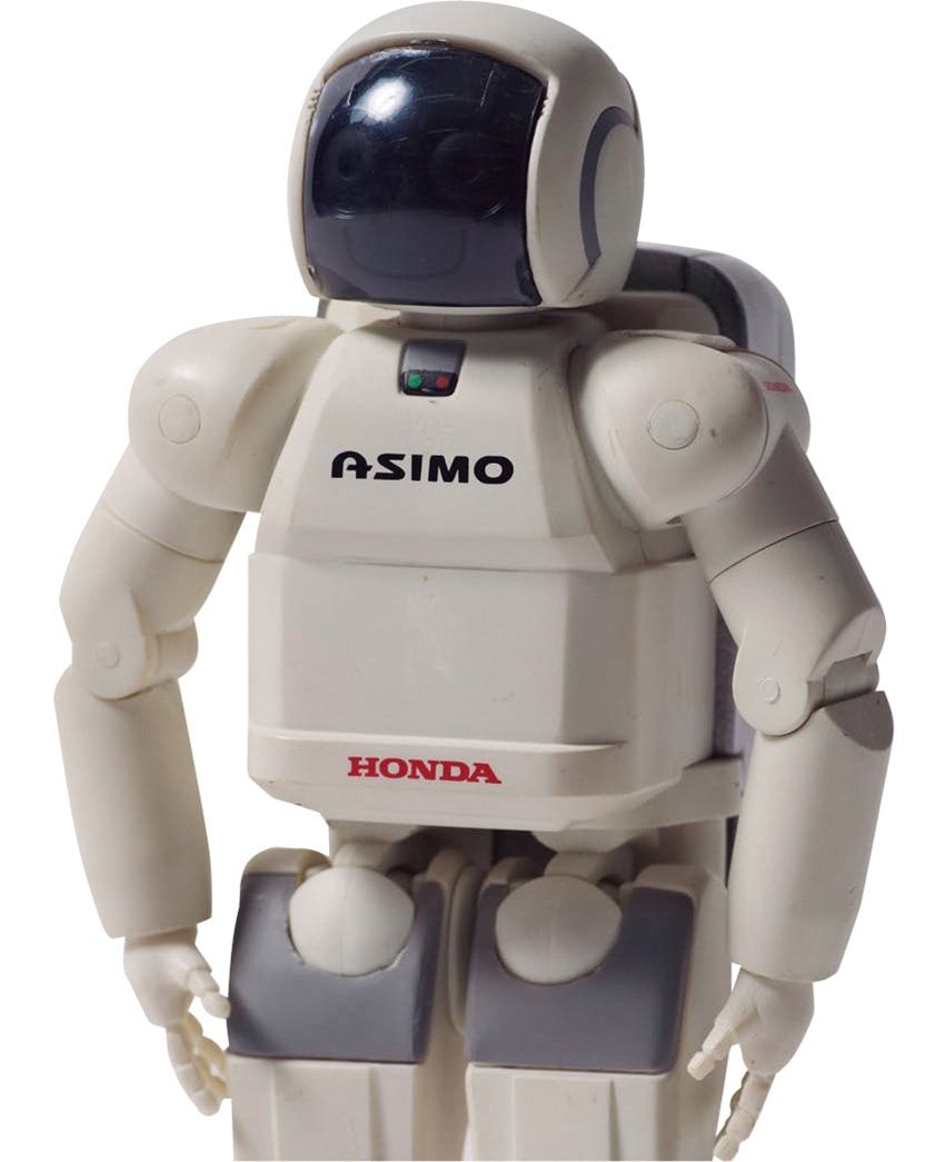 「ホンダ」のフィギュア。世界初の二足歩行ロボット「アシモ」の1/8フィギュア。デスクの上にアート感覚で置いている。
