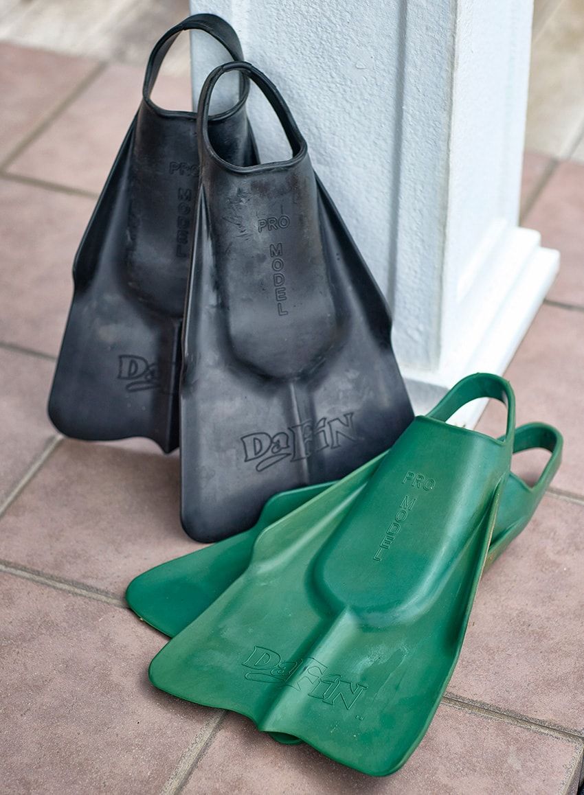 ダ・フィンのスイムフィン。ニーボード、ボディボードを楽しむときに使用。