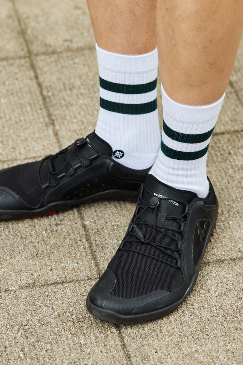 ショーツスタイルで重要なのは足元！簡単に洒落て見せるコツは“ラインソックス”にあった - 3枚目の画像