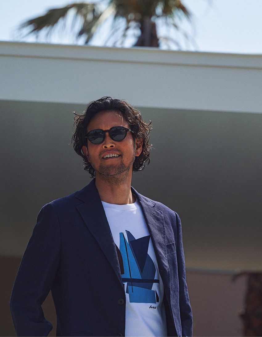 プラダとベルルッティ。海を感じさせるデザインのラグジュアリーなTシャツを夏のワードローブに - 1枚目の画像