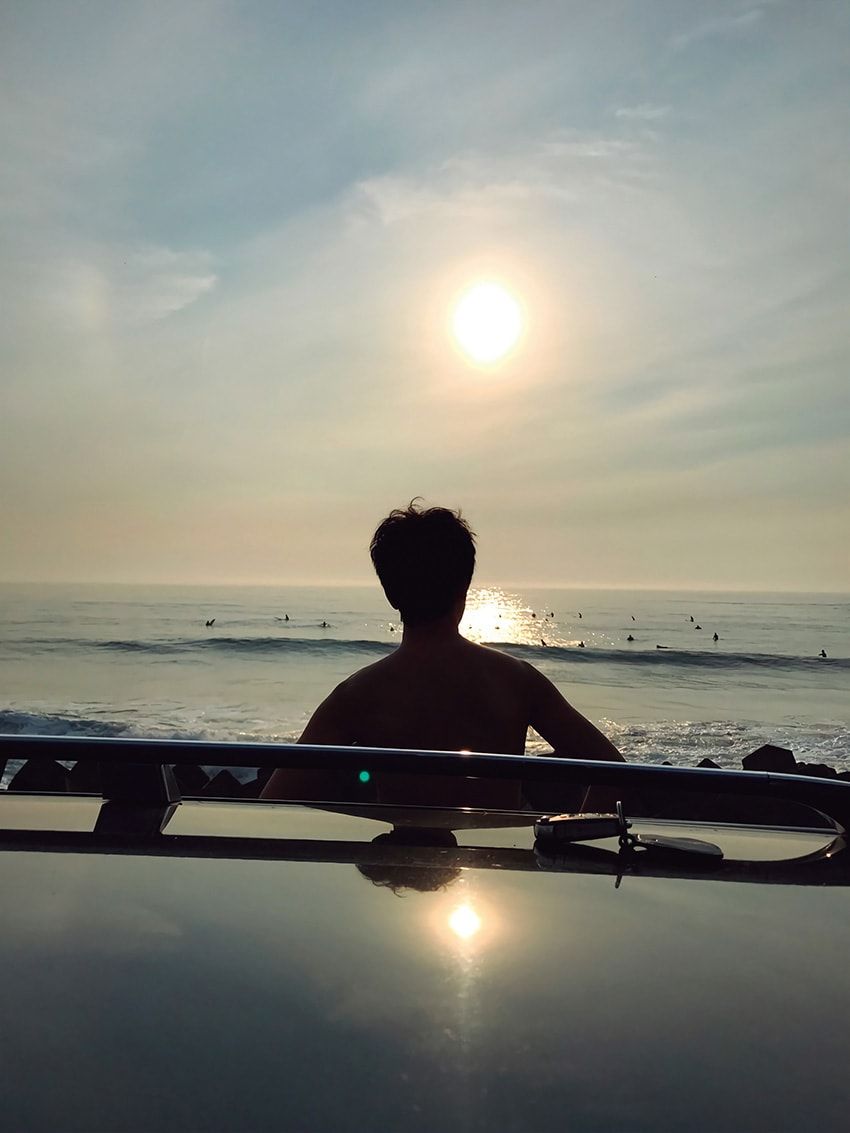 「シンプルなのに洒落てる」模範解答をアヤメ 今泉 悠さんが披露。秘訣は“自然体”なサーフマインド - 2枚目の画像