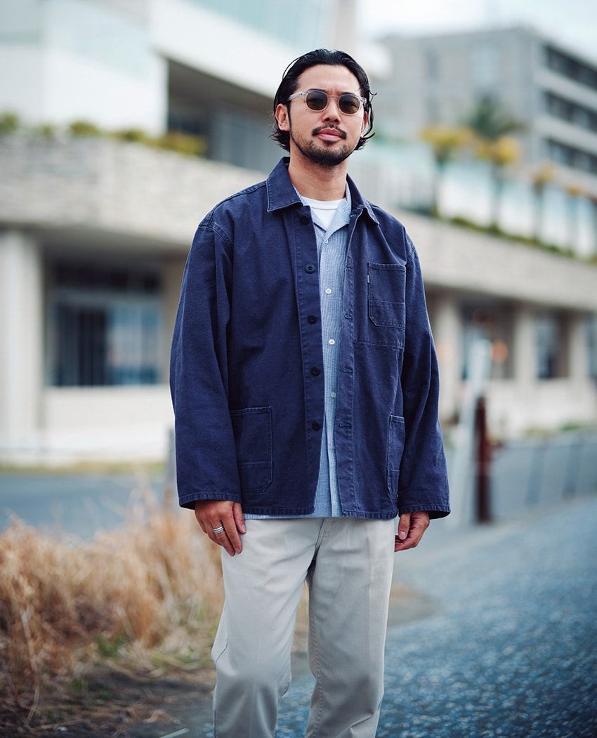 ジャケット=オヴィー シャツ=デイドリーム パンツ=リーバイス サングラス=ノチノ・オプティカル