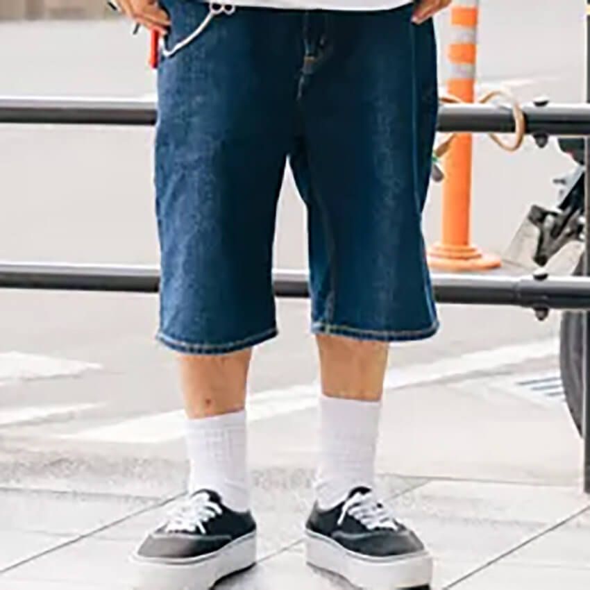 5月のショーツ最適解は“シャツ合わせ”にアリ。バランス良く魅せた3人の着こなし好例 - 1枚目の画像