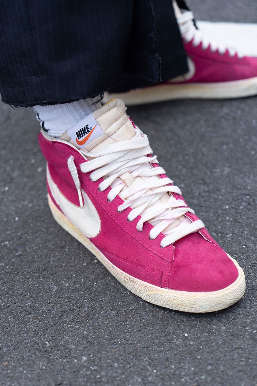 春の街角で見つけた「古着使いが巧みな3名」を勝手に招集！現行品にない魅力を再確認 - 8枚目の画像