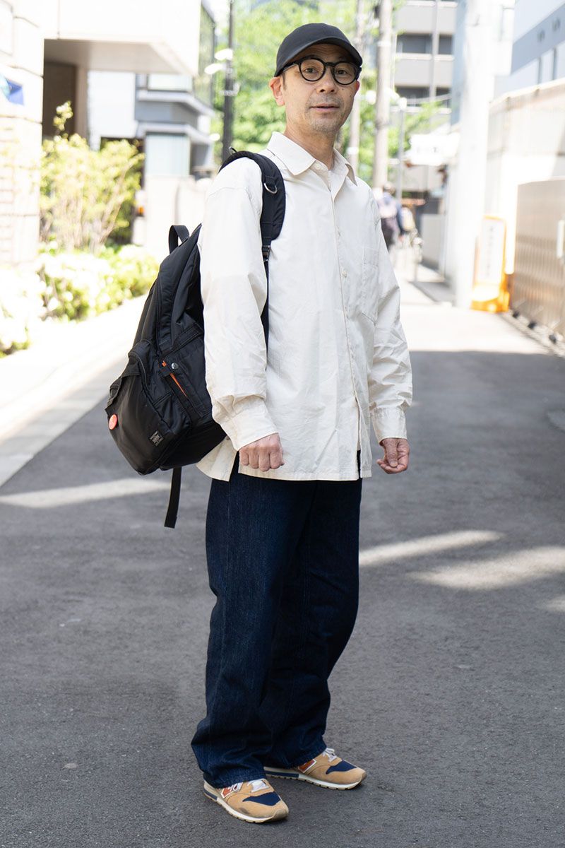 シャツ＝ユニクロユー