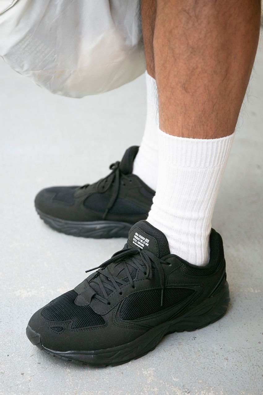 “インナーの白T使い”が上手い街の洒落者たちをスナップ！青シャツ合わせ、Tシャツ重ねetc. - 5枚目の画像