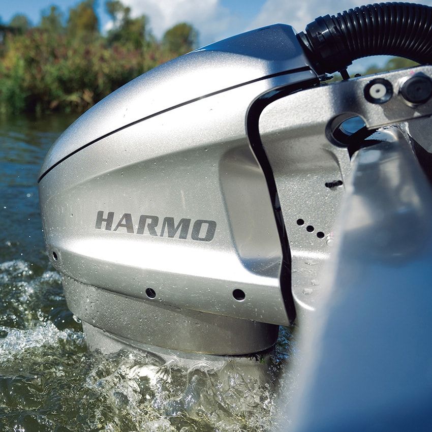 小樽や徳島の観光周遊船など、優雅に船上タイムを楽しむ環境で実証実験を重ね、今年から国内市場に投入される。