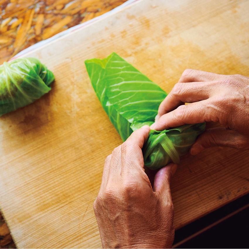 緩まないように指先でぎゅっと押さえながら巻く！
