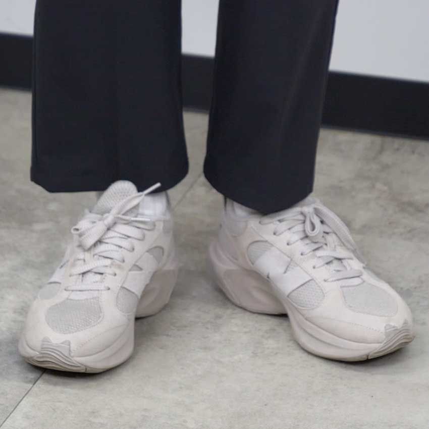 【2万円前後】プロ推薦の“私服向きスラックス”5ブランドを試着検証！NB、コラボディッキーズetc. - 26枚目の画像