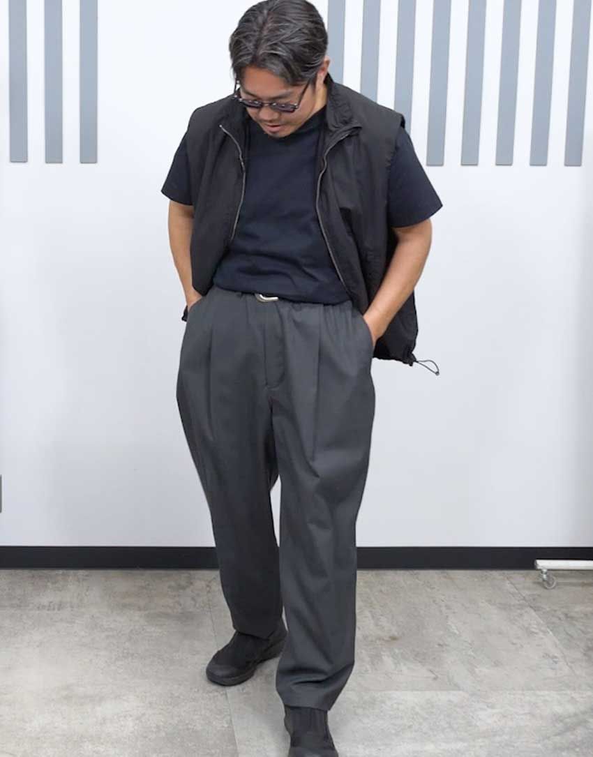 キクチさん（171cm、70kg）は「スティルバイハンド」のLサイズを着用