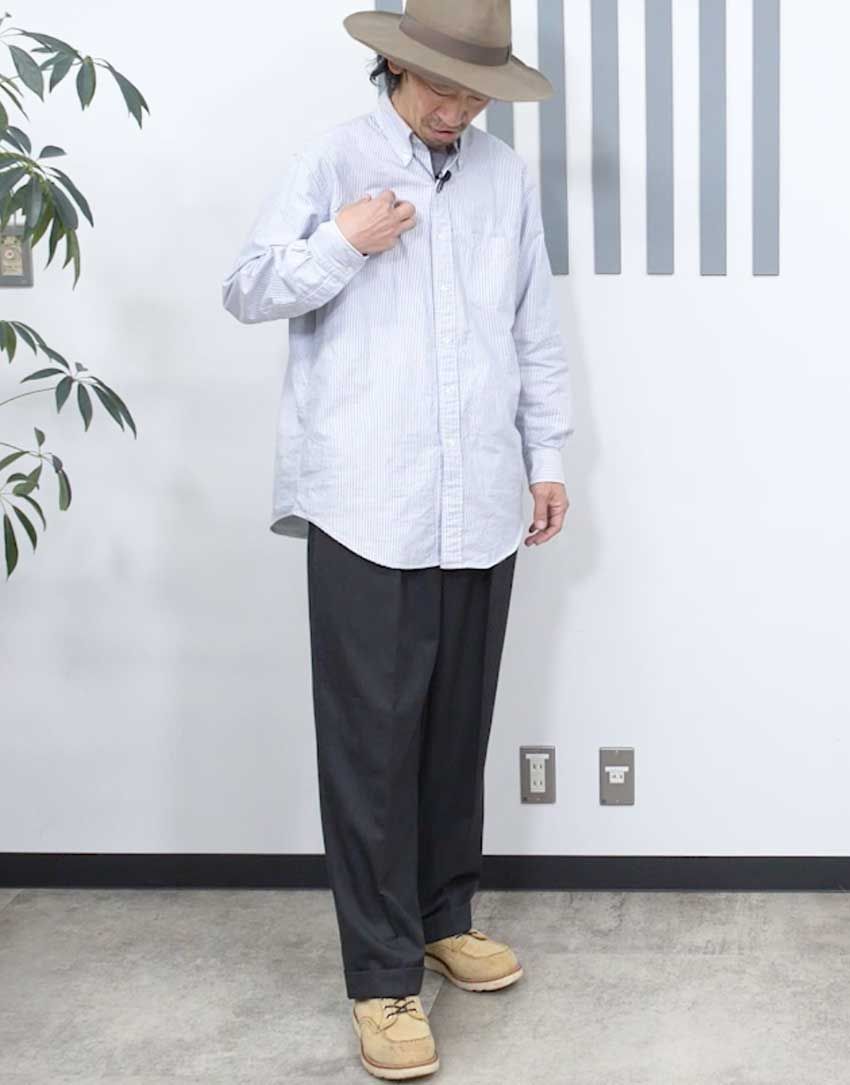 ハラ（178cm、60kg）は「ジェイプレス×ビーミング by ビームス」のLサイズを着用