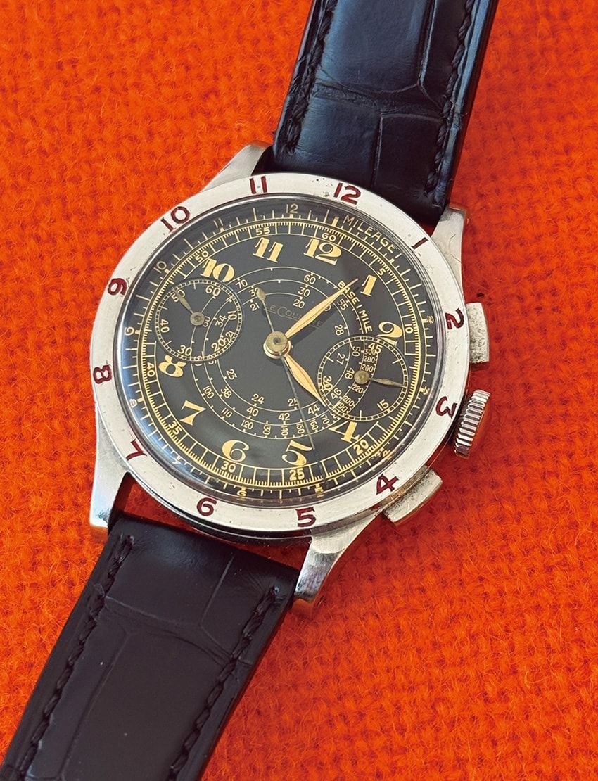 なかなか見ないめずらしいデザインだったので、つい買ってしまった。それでもやはり、時計を着けないおれのライフスタイルは変わらない。月に一度、着けるか着けないかといったところだ。