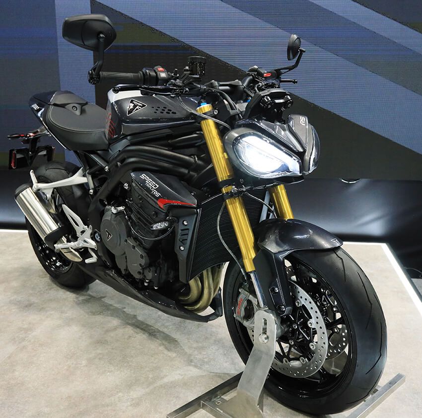 TRIUMPH SPEED TRIPLE 1200 RS