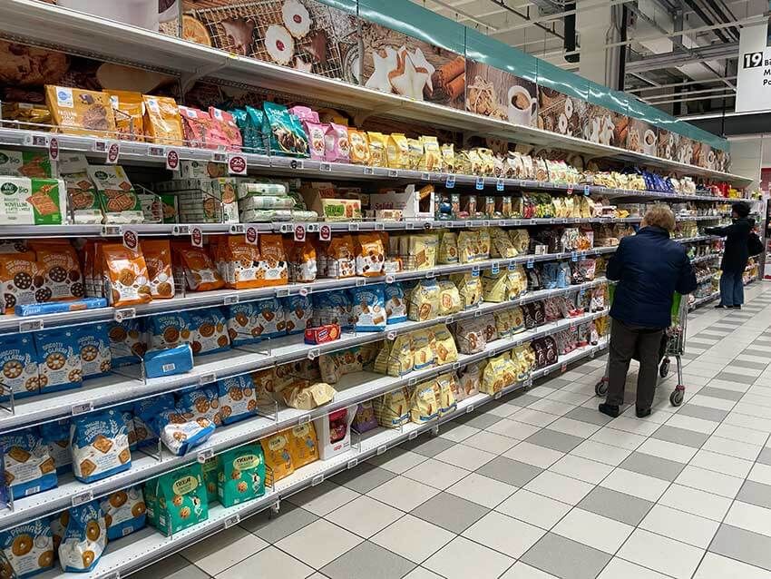 「日本の駄菓子屋は、まるで異世界だった」イタリア人マッシが“駄菓子文化”に感動したワケ - 8枚目の画像