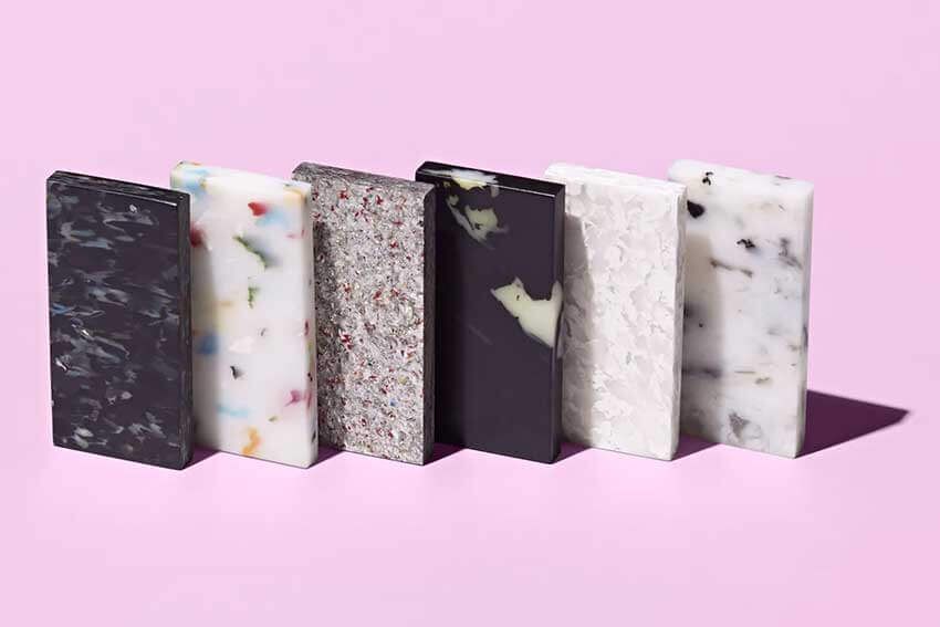 使用済みの漁網を活用したGYOGシリーズ、廃棄の処理方法が難しいポリタンクやアルミ包装を使用したGomiシリーズなど廃棄されるはずのプラスティックを再生した。