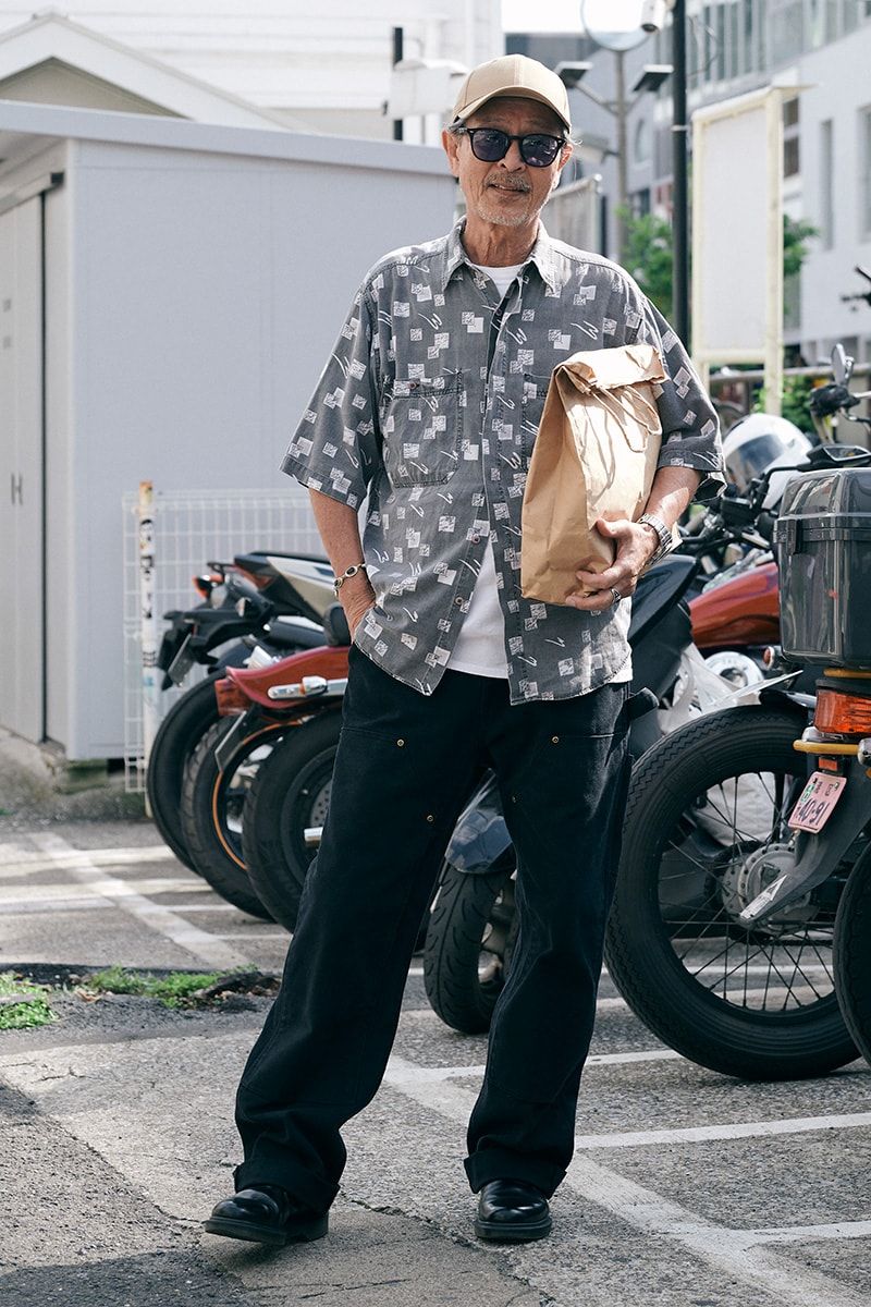 シャツ＝古着　ブーツ＝ドクターマーチン　キャップ＝ニューエラ　サングラス＝レイバン　腕時計＝シチズン