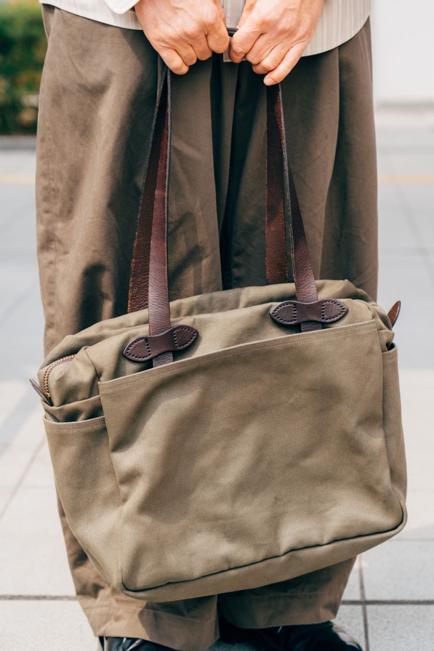 ワントーンコーデは黒から“ベージュ”へ気分が移行中？ 爽やかで軽快なスタイルの3名をキャッチ - 6枚目の画像