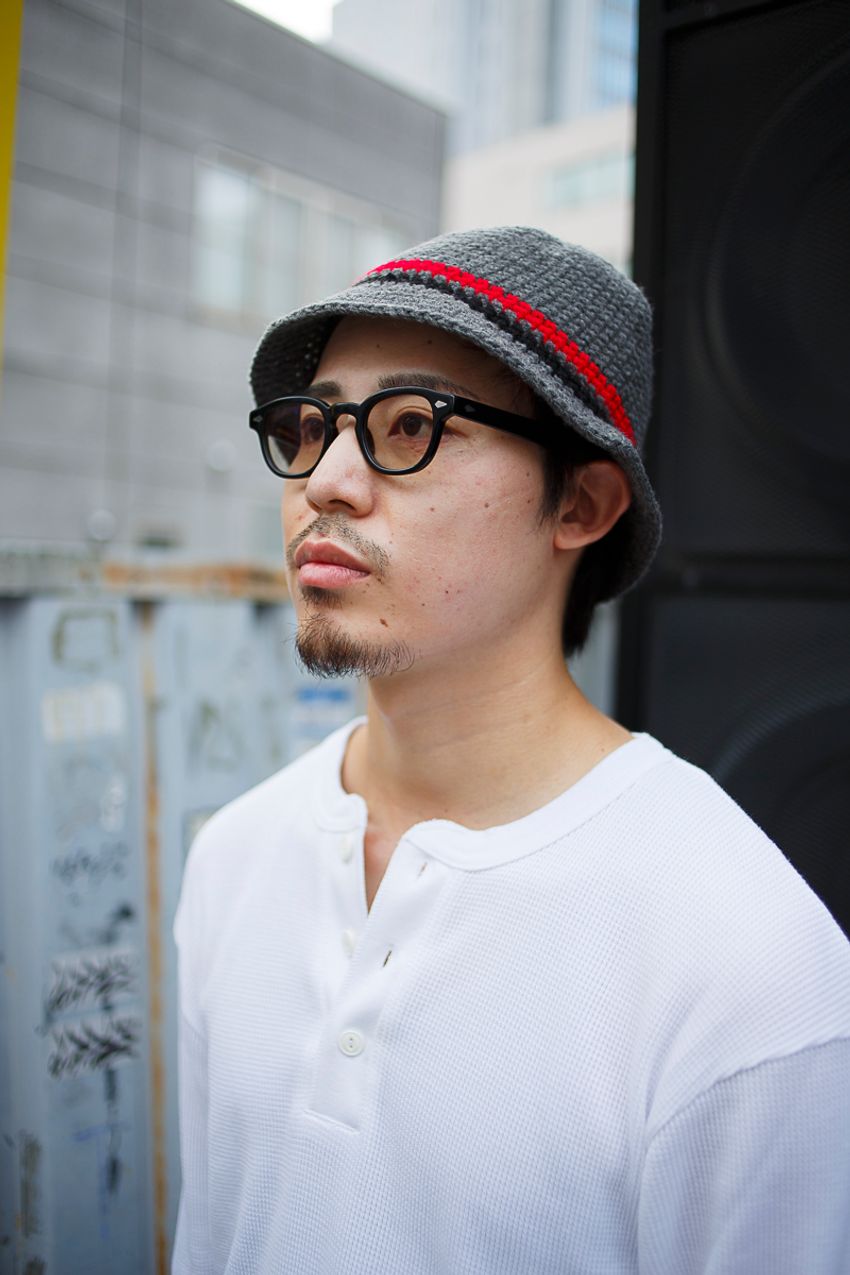 スタイルある大人たちに学ぶ、“自然体コーデ”の方程式。「服はシンプルに小物で個性を出す！」 - 9枚目の画像